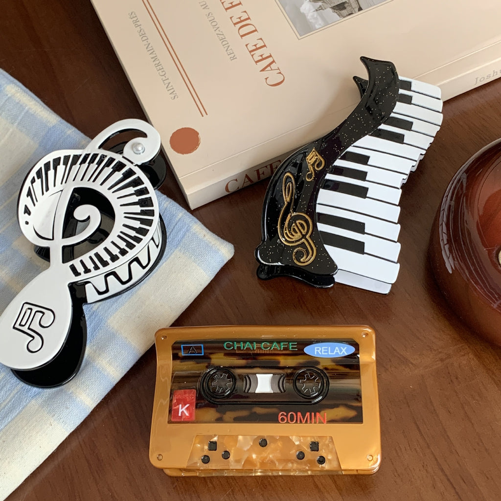 Romantic Music Claw Clips